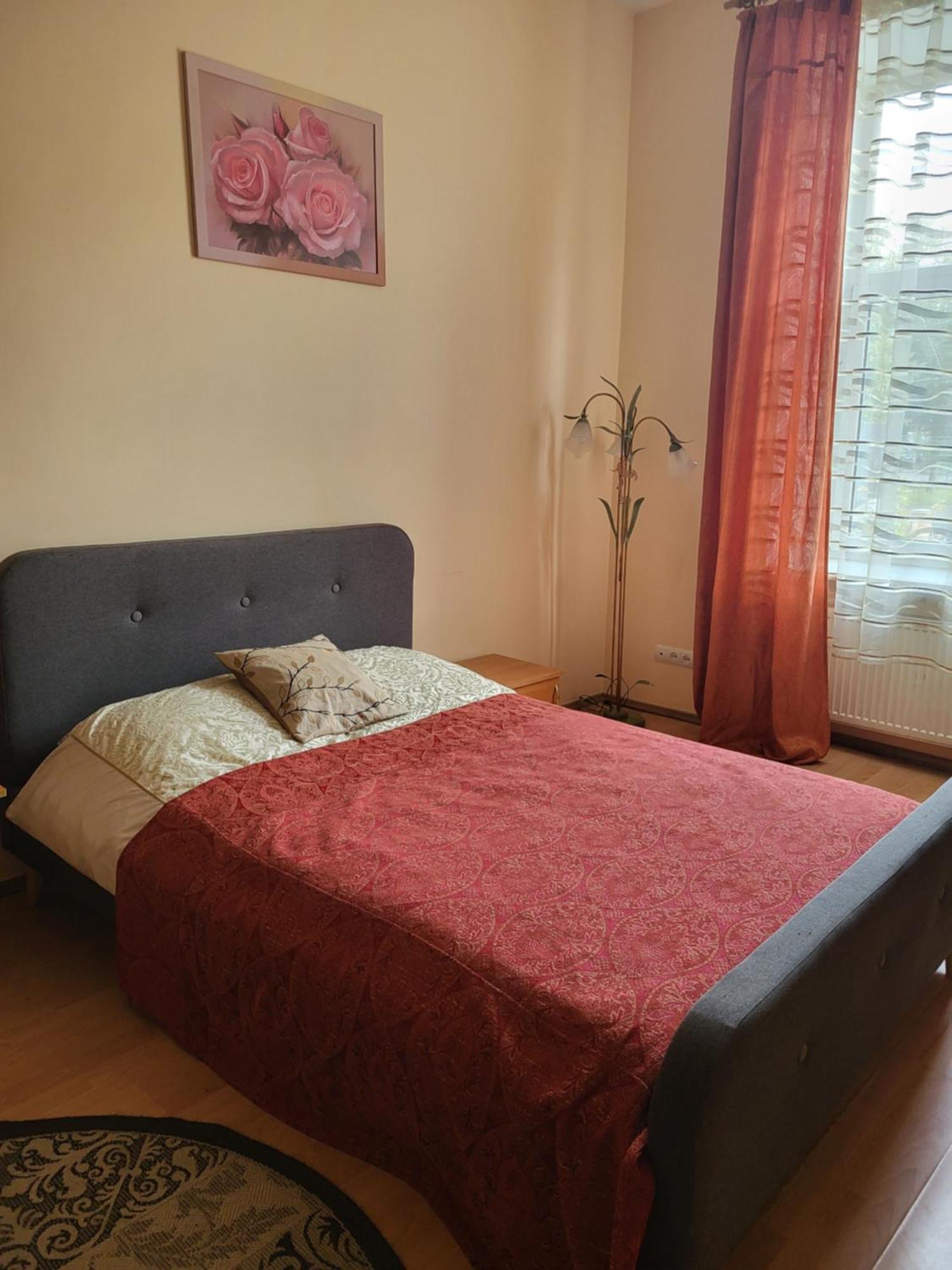 Apartment Near St. Elizabeth Church Львів Екстер'єр фото
